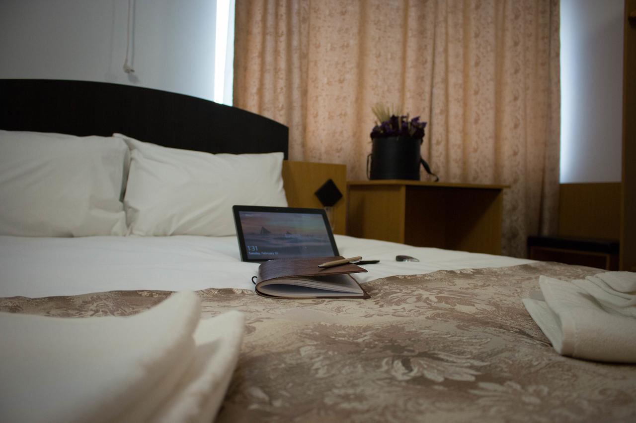Rent Room N&S Iasi Eksteriør billede